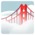 雾气笼罩的桥