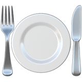 🍽️ Cuchillo y tenedor con un plato Emoji en Apple macOS y iOS iPhones