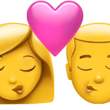 Hombre y mujer dándose un beso en Apple macOS y iOS iPhones